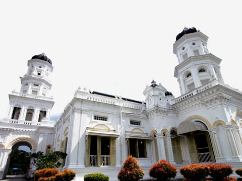 Sultan Abu Bakar Mosque