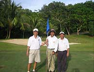 pan-borneopix_1 L to R: PP Andre, DGN Edward & PP Sinsoon on the 18th green